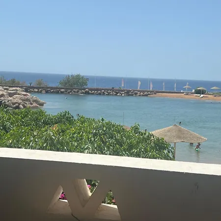Private One-Unit In Domina Coral Bay Direct Becah And Lake View 4