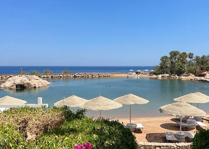 Private One-unit In Domina Coral Bay Direct Becah And View 4 Apart Otel